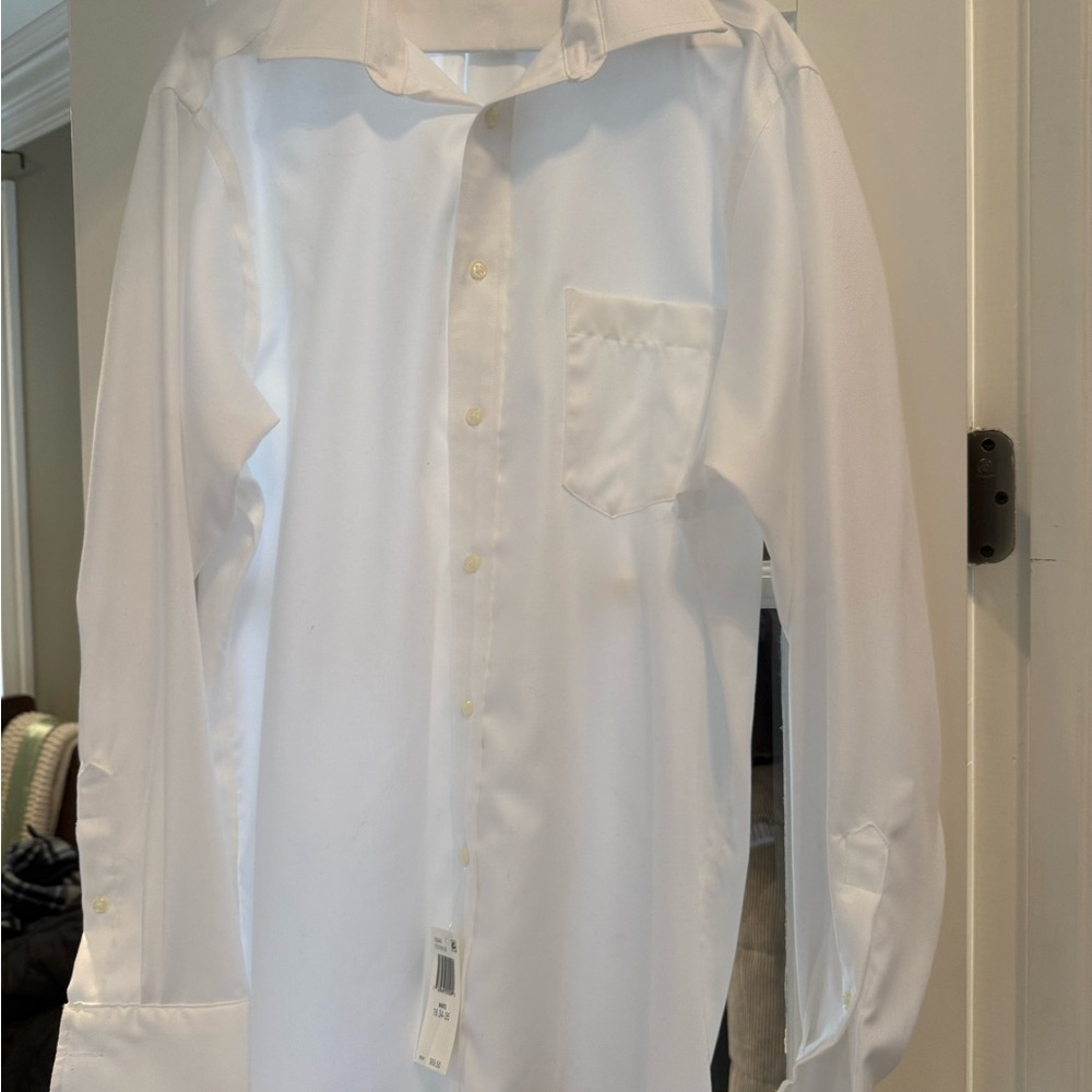 NWT Men's white dress shirt. 16" neck, sleeves are 33/35".